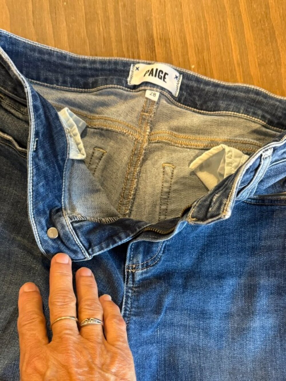 PAIGE Premium Denim Jeans – Size 28 – Blue